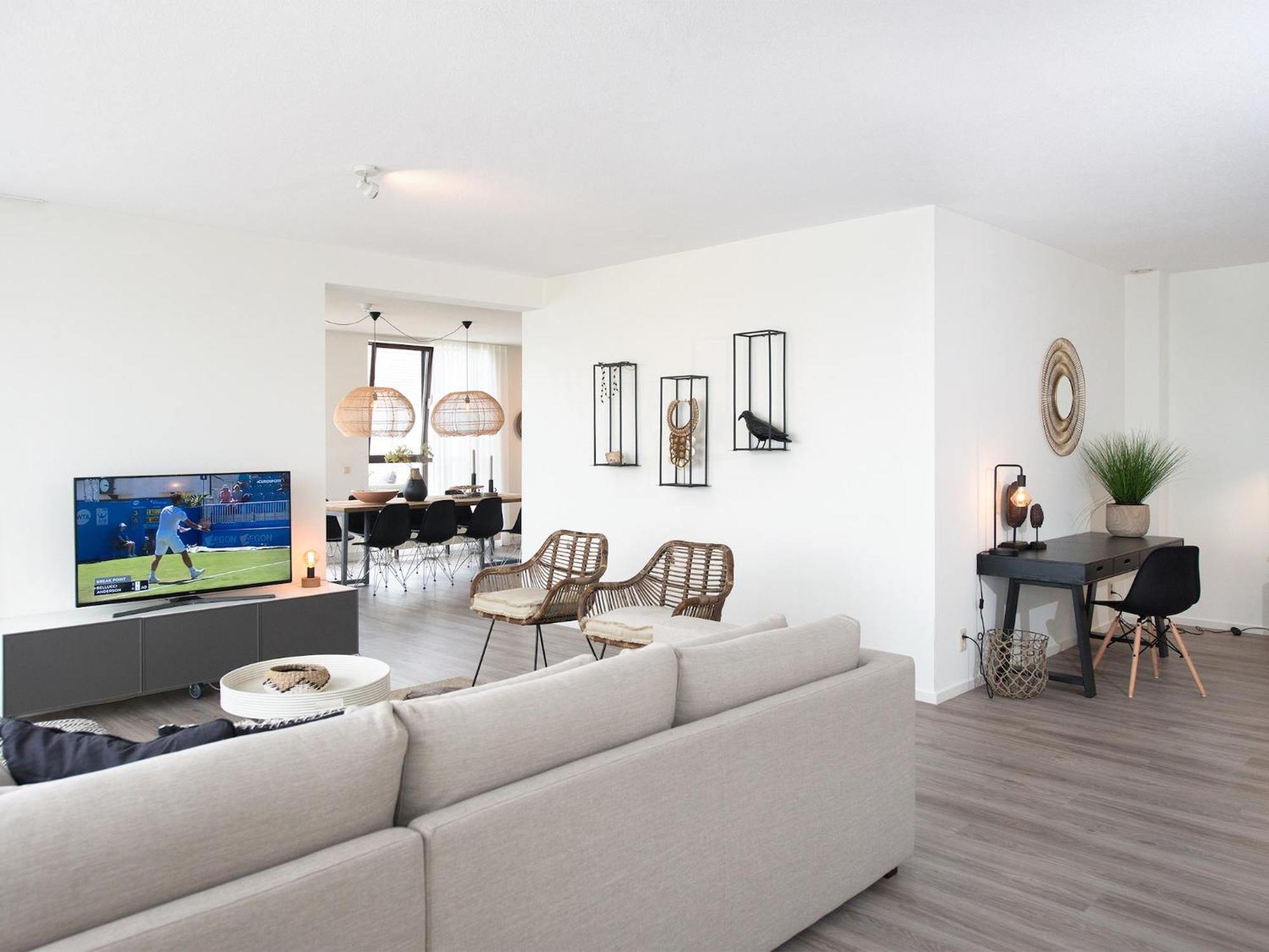 Modern With A View Of The Scheveningen Harbor Apartment