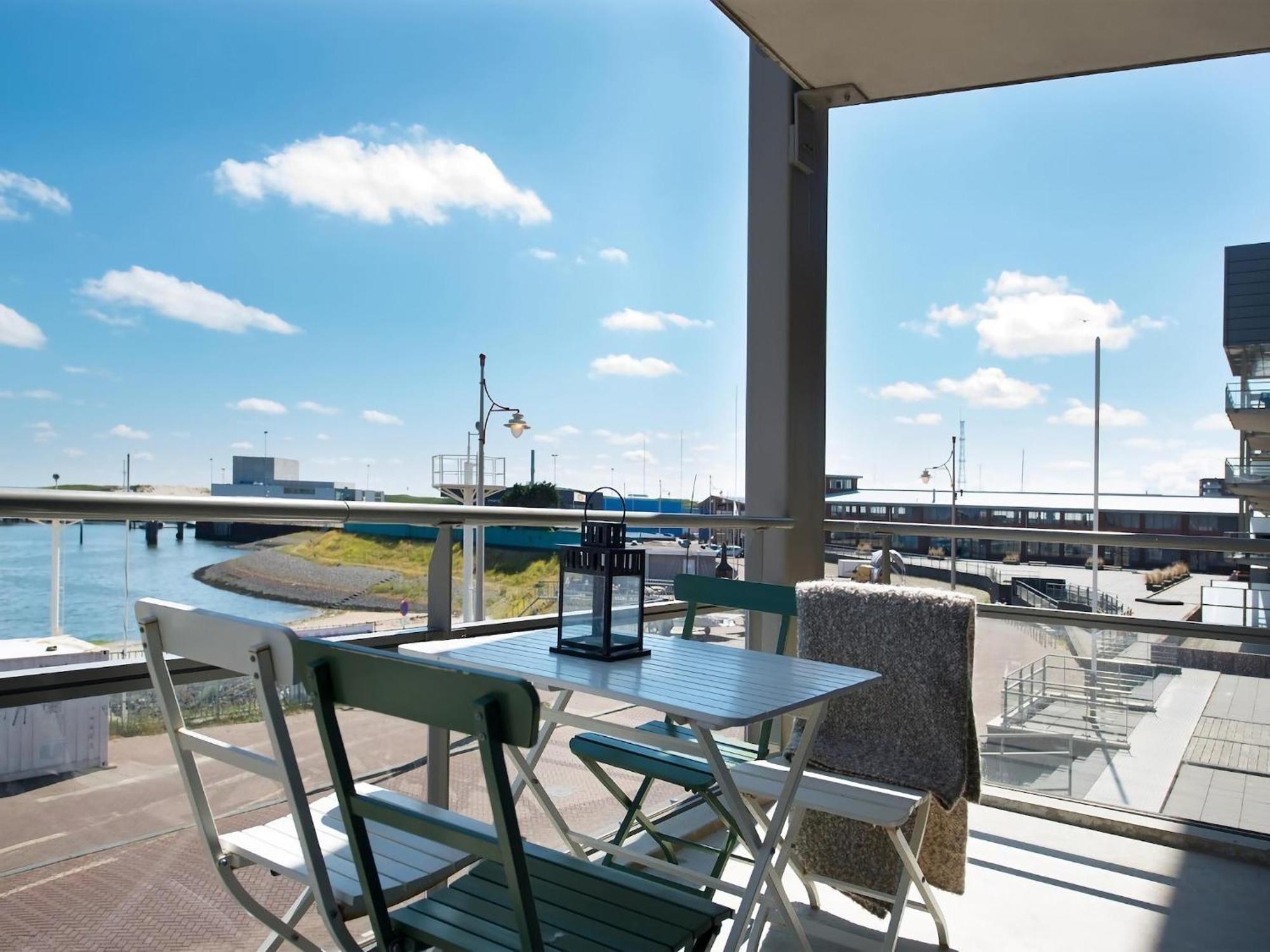 Apartment Modern With A View Of The Scheveningen Harbor *