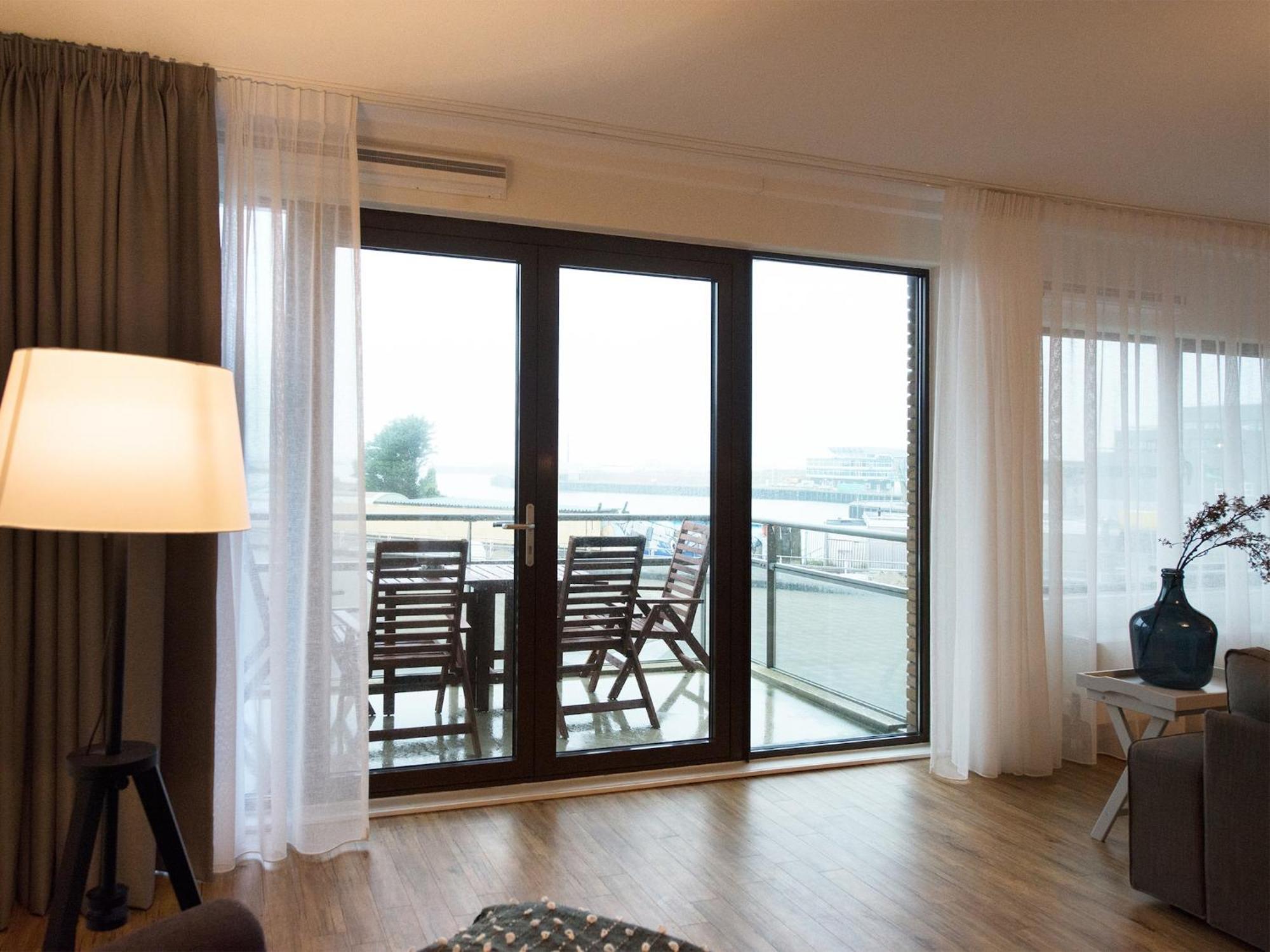 Modern With A View Of The Scheveningen Harbor Apartment